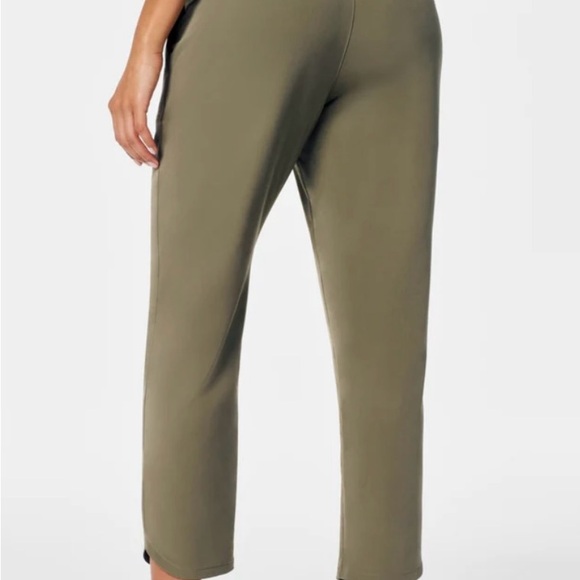 NWT Spanx On the Move Tapered Pant, Size L, Regular, Tuscan Olive - Picture 2 of 5
